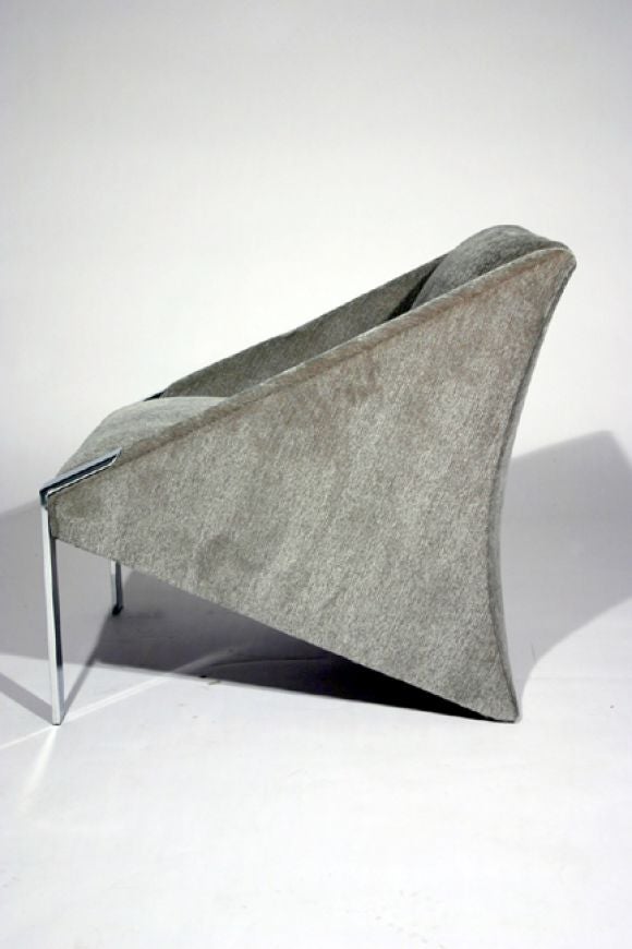 Late 20th Century Pair of triangular shaped lounge chairs by Milo Baughman