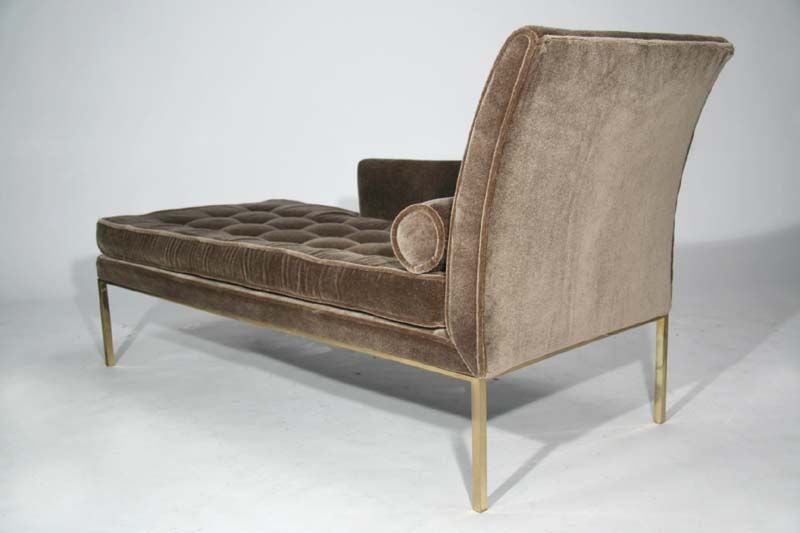 Curved tufted chaise longue in mohair with brass base