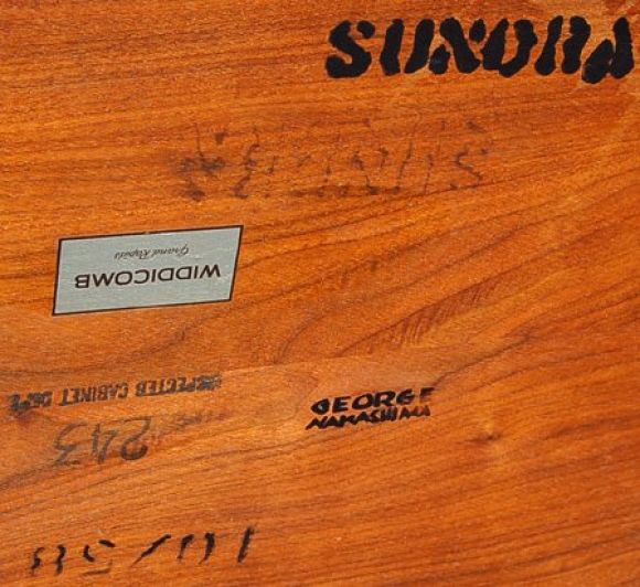 Mid-20th Century End table George Nakashima for Widdicomb