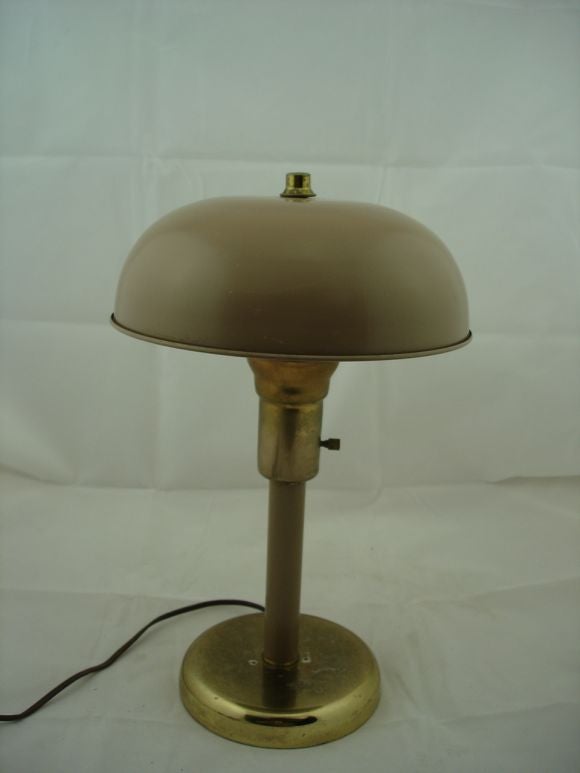 A bankers metal helmut top lamp.