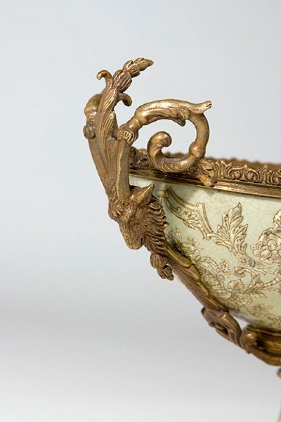 French LOUIS XVI STYLE CLOISENNE FOOTED URN WITH BRASS MOUNTS For Sale