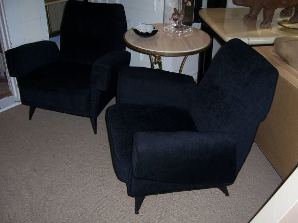 Elegant Squared Armchairs