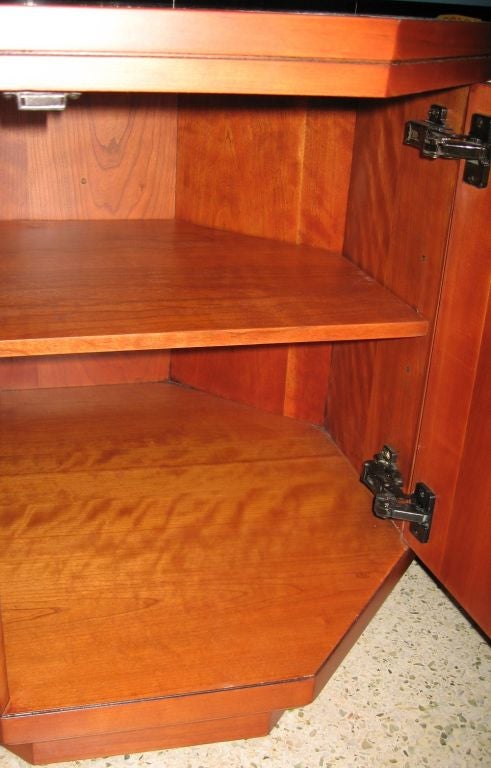 Henredon Pair of Cherrywood Octagonal End Tables or Night Stands 3