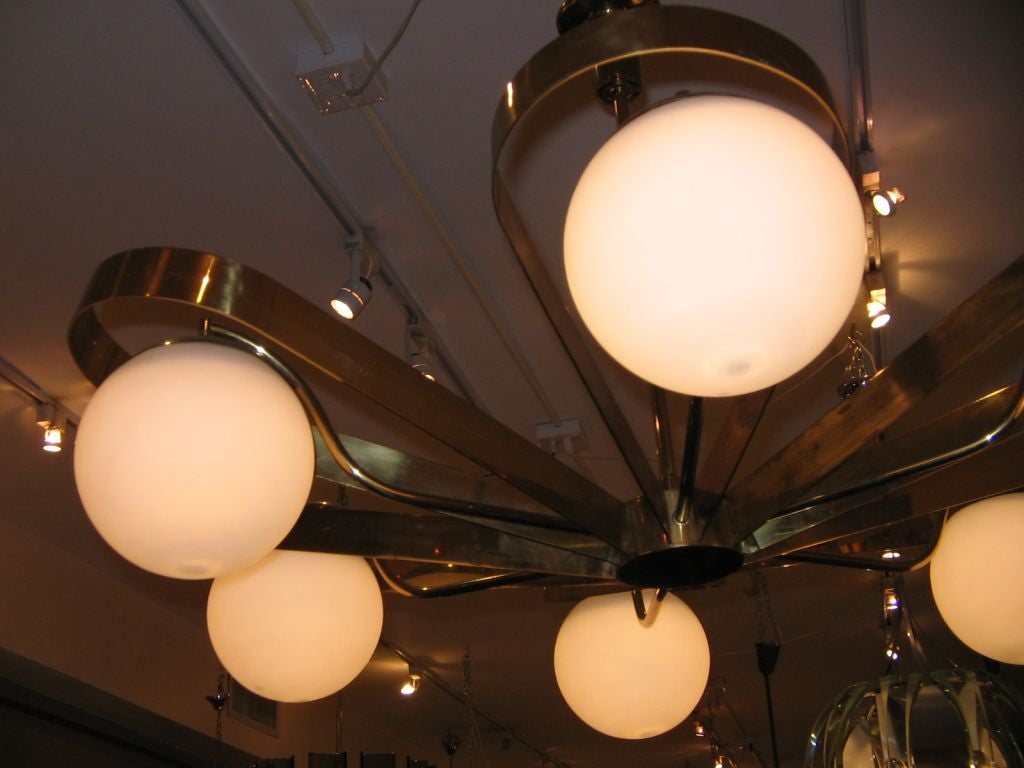 A Modernist Large Scale Chandelier by Stilnovo