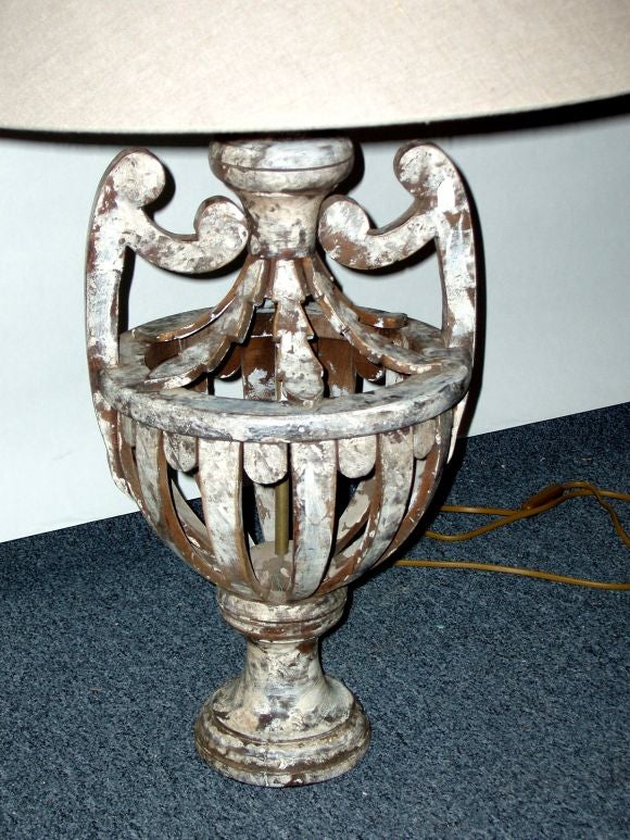 Lattice Finial Lamp