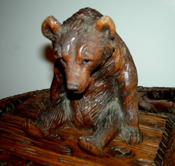 Black Forest Carved Bears Smokers Stand 3