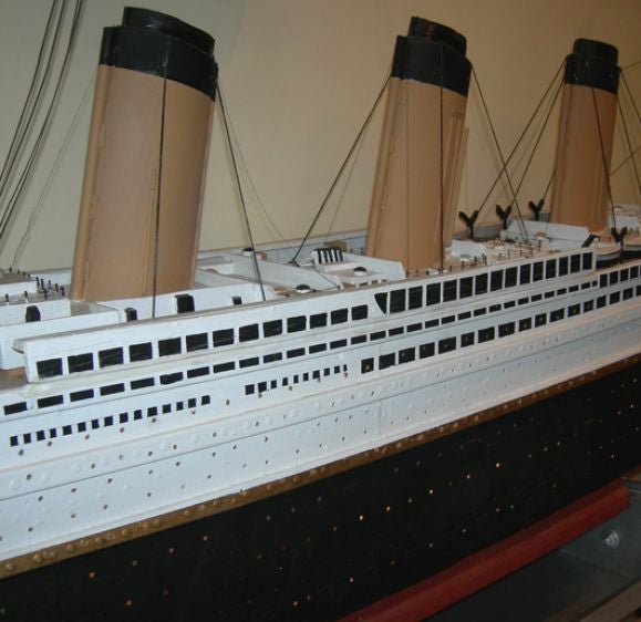 Large Scale Titanic Model 3