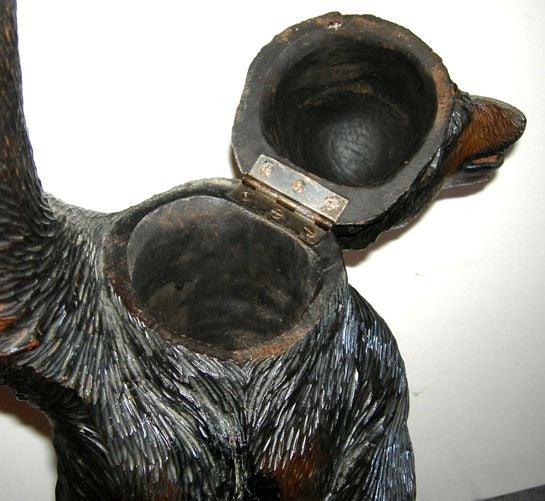 Carved Black Forest Bears Smoker Stand 1