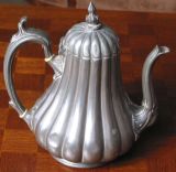Shaw & Fisher Tea Pot