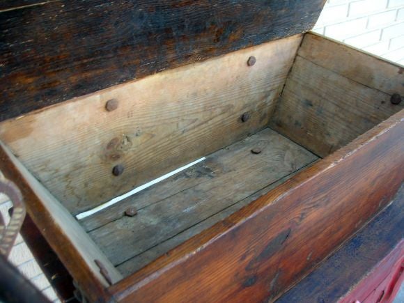 Wood Primitive American Carriage Seat
