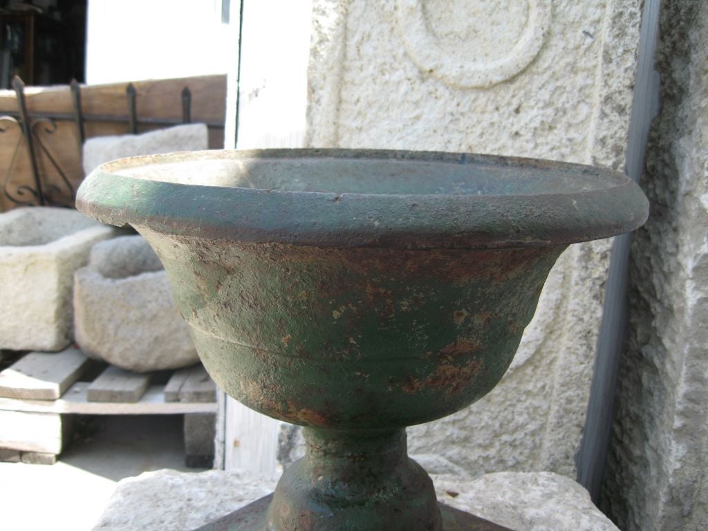 iron garden urn