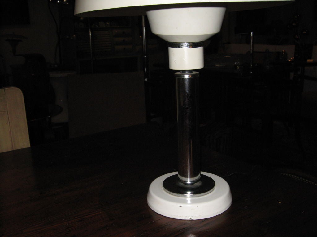 Metal Italian  table lamp For Sale