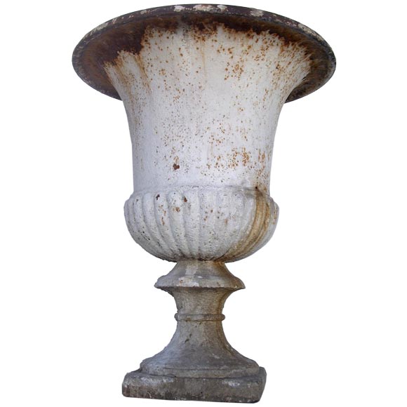 18th Century Cast Iron Urn from the Loire Valley For Sale
