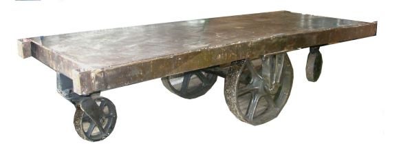 Inusual carro industrial/mesa de café