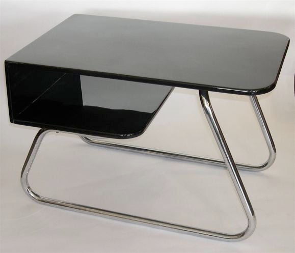 Rare Streamline KEM Weber Side Table in Black Lacquer & Chrome