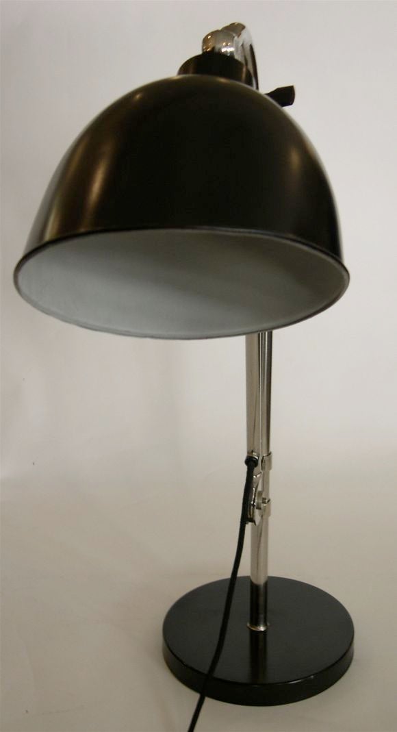 Bauhaus Dell-Lampen-Schreibtischlampe Typ K von Christian Dell (20. Jahrhundert) im Angebot