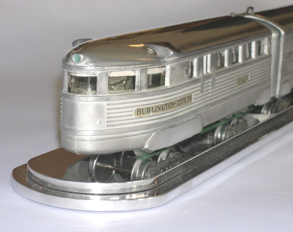American Burlington Zephyr Model Train W/ Custom Streamline Display Stand