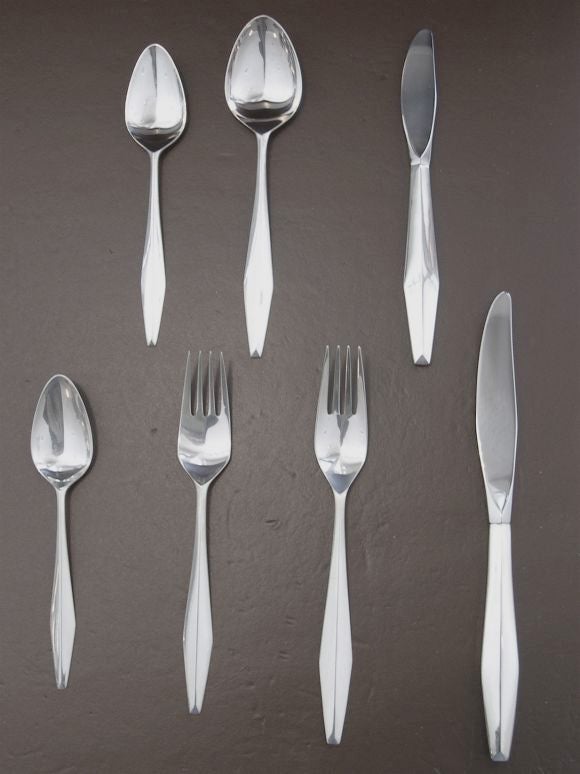 Gio Ponte Sterling Flatware for 12 Plus Sevring 93 Pieces Total