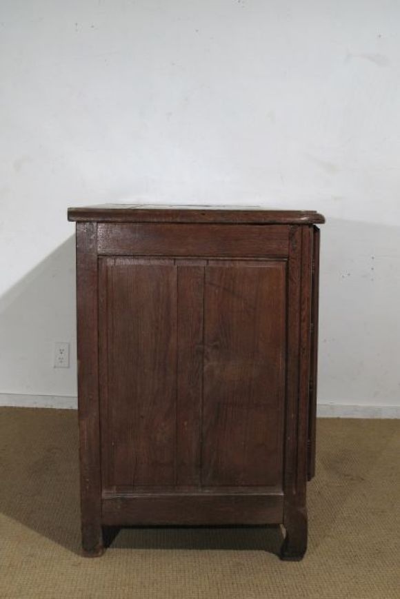 French Louis XIV Oak Buffet