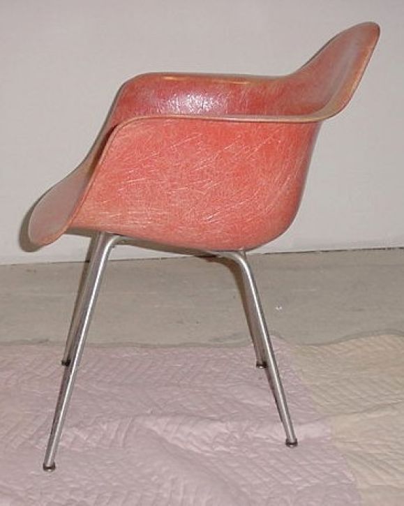American EAMES ZENITH SHELL CHAIR