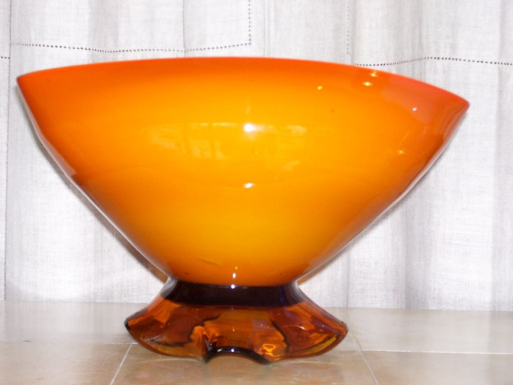 BEAUTIFUL FREE FORM MURANO BOWL