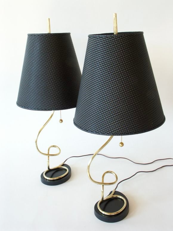 Squiggle lamps