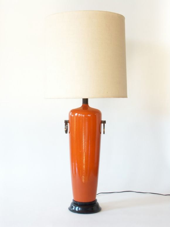 Ceramic urn lamp