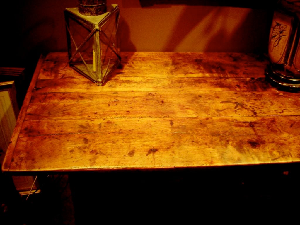 English 17th Century Tavern Table
