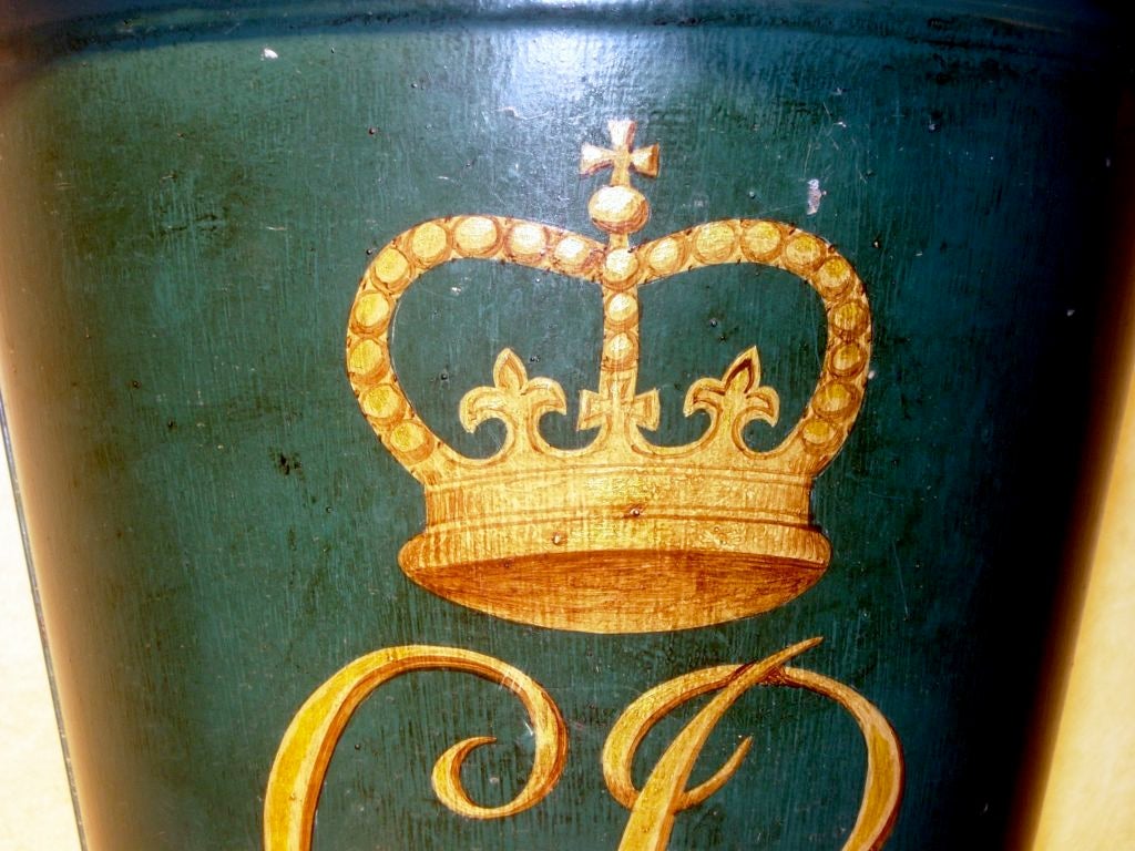 Good looking English tole ash bucket.
