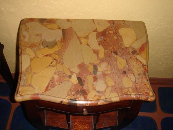 Petite Commode