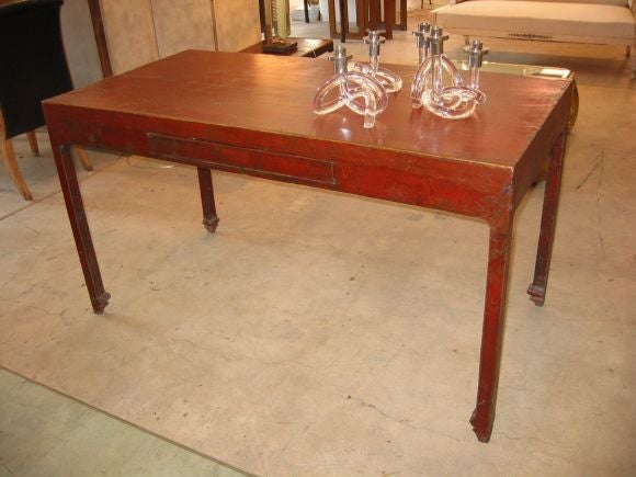 19TH CENTURY CHINESE LACQUERED CONSOLE TABLE
