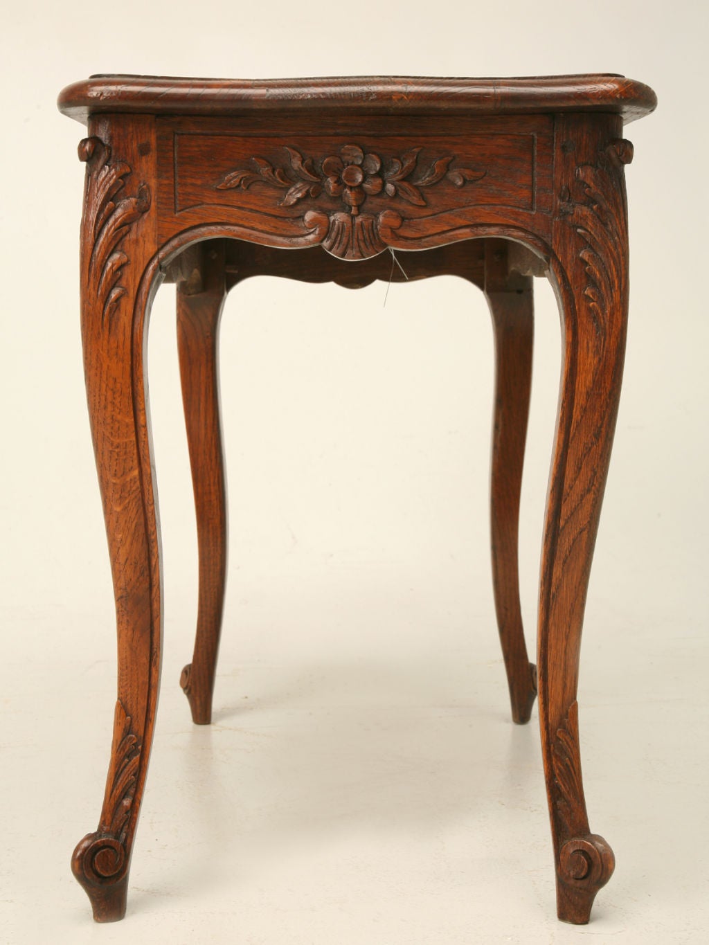 c.1920 French Oak Louis XV Style End Table/Petite Coffee Table 6