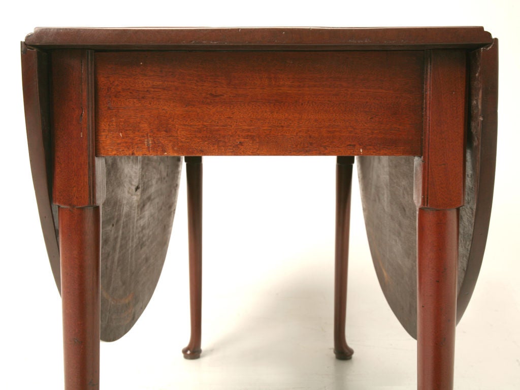 19th Century c.1830-1850 English Solid Mahogany Gateleg Table