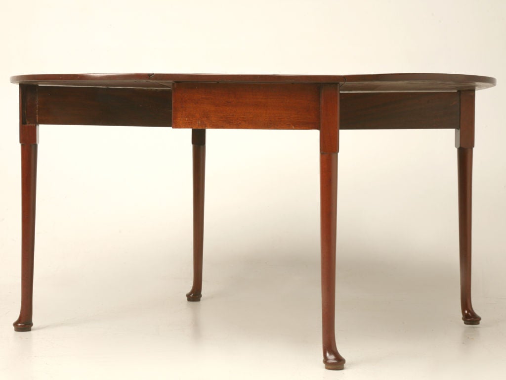 c.1830-1850 English Solid Mahogany Gateleg Table 1