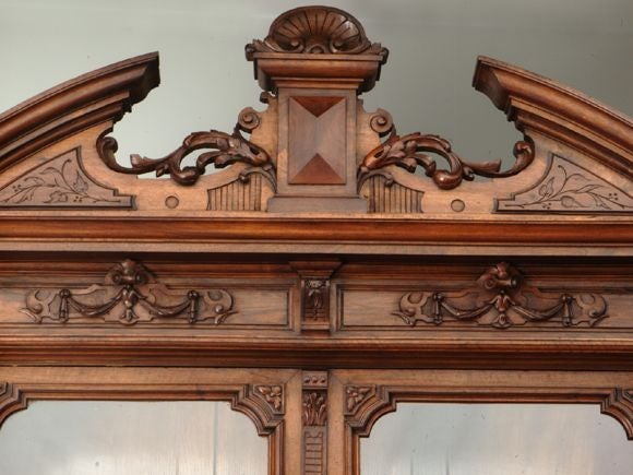 French c.1875 Renaissance Revival Walnut Hutch