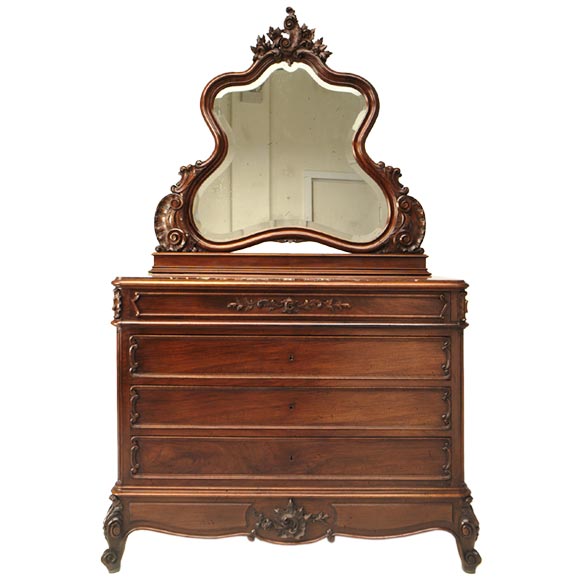 Rococo Gentleman's Chest