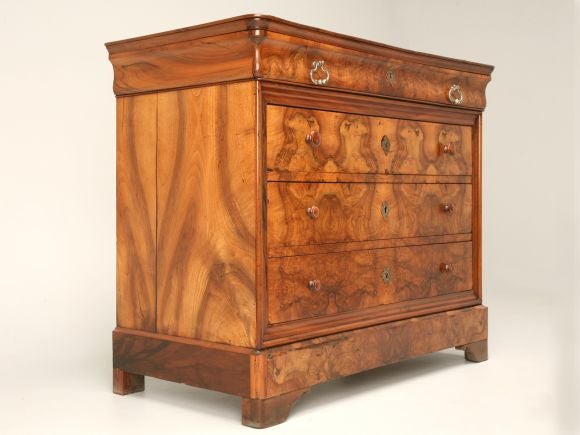 c.1860 Book-Matched Burled Walnut Commode