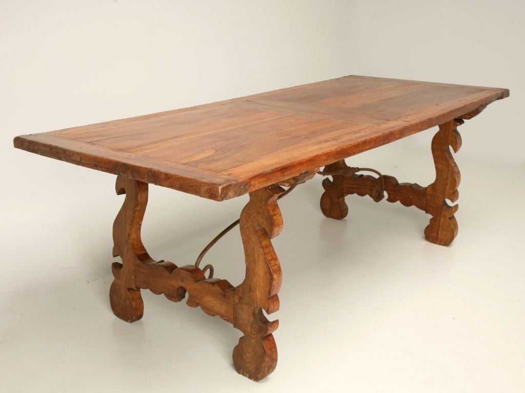 c.1780 Spanish Walnut Lyre Leg Dining Table