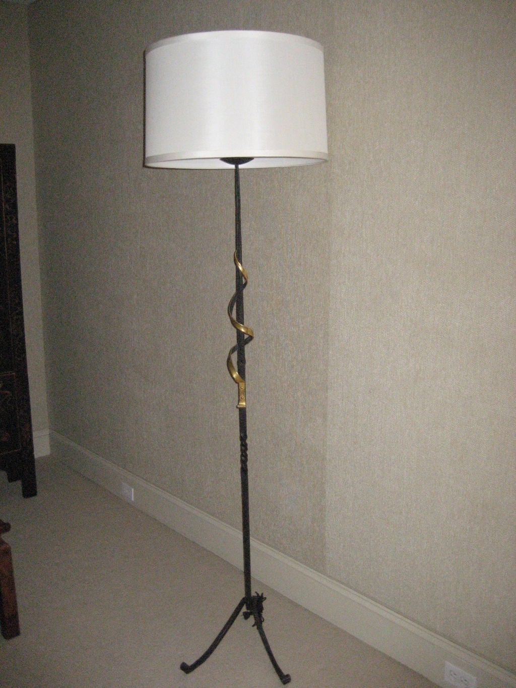 French Iron and Gilt Floor Lamp For Sale 3