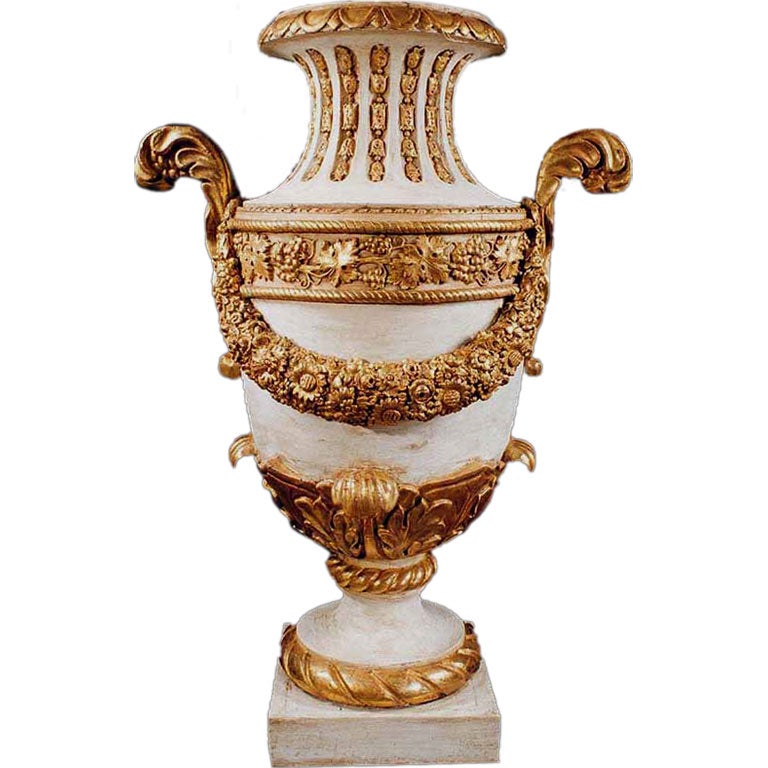 Large Neoclassical Urn. English, Mid 19th c.