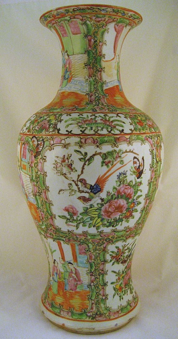 Porcelain Large Chinese Rose Medallion Vase, c. 1870 For Sale
