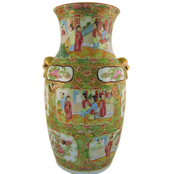 Chinese Export Rose Medallion Vase, c. 1860 For Sale