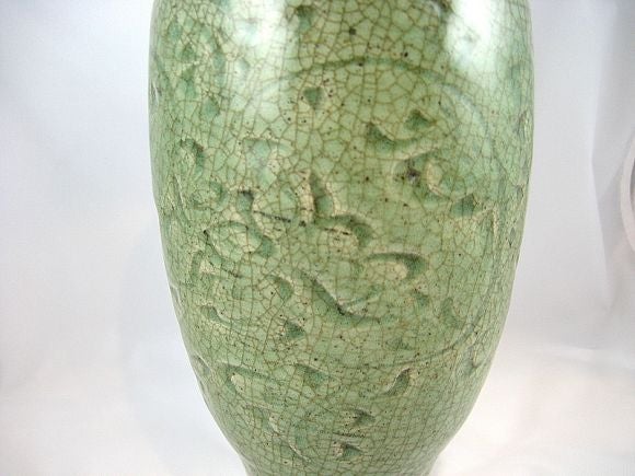 16th Century Celadon "Crackle" Vase