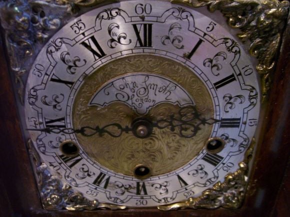 BRACKET CLOCK FROM JOHN SMITH OF LONDON In Good Condition For Sale In Stamford, CT