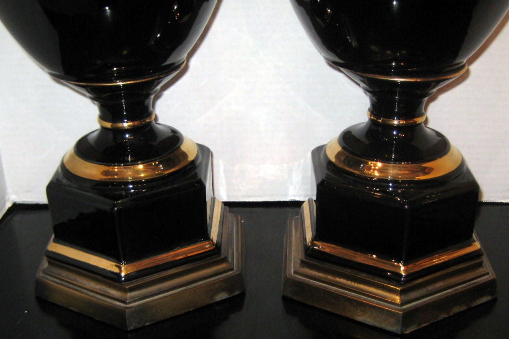 Hand-Crafted Pair of Black Porcelain Table Lamps For Sale
