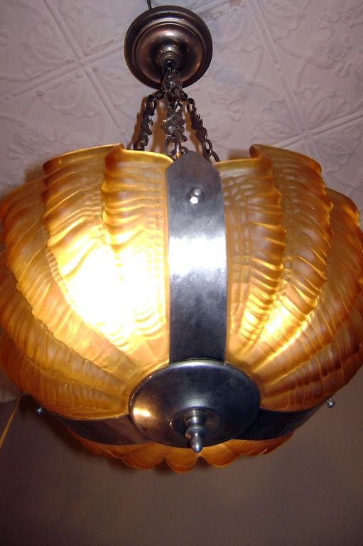 Deco Glass Shells Light Fixture