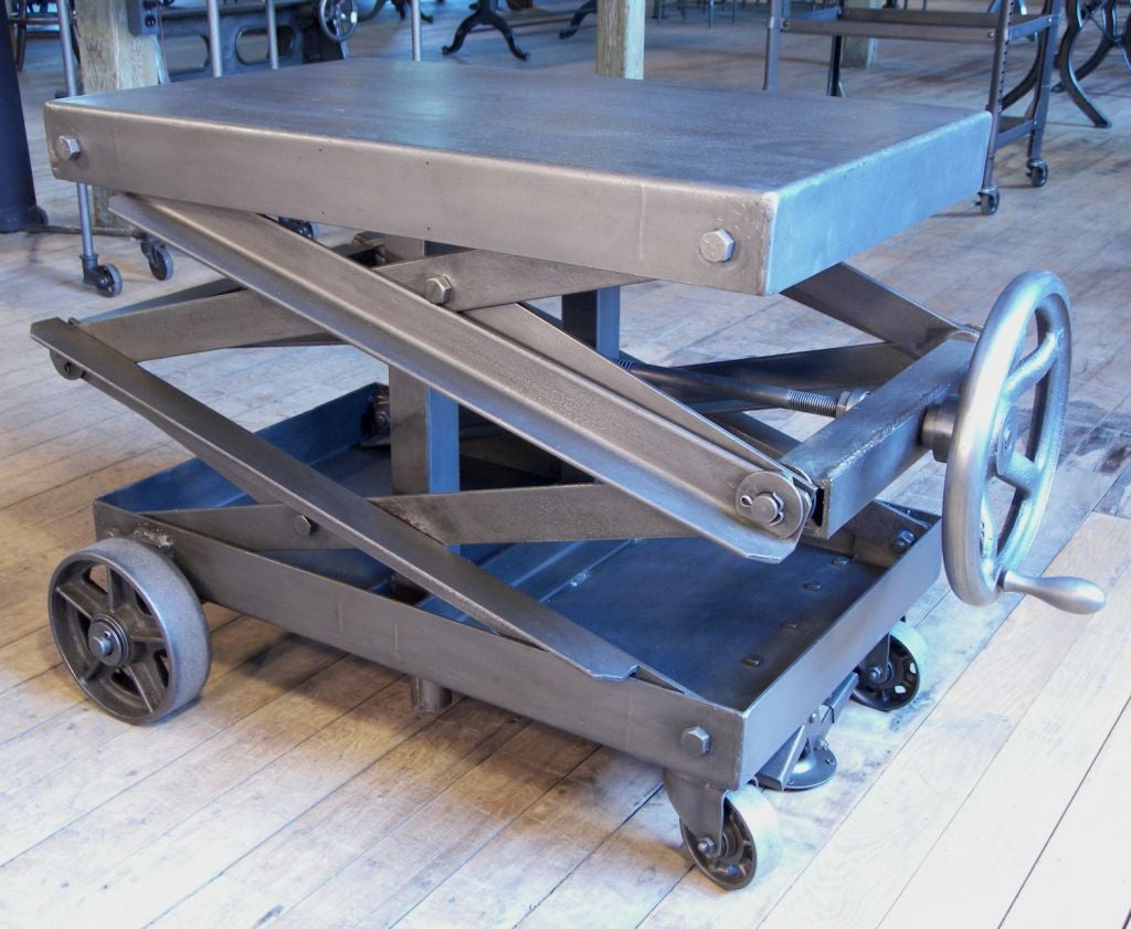 adjustable lift table