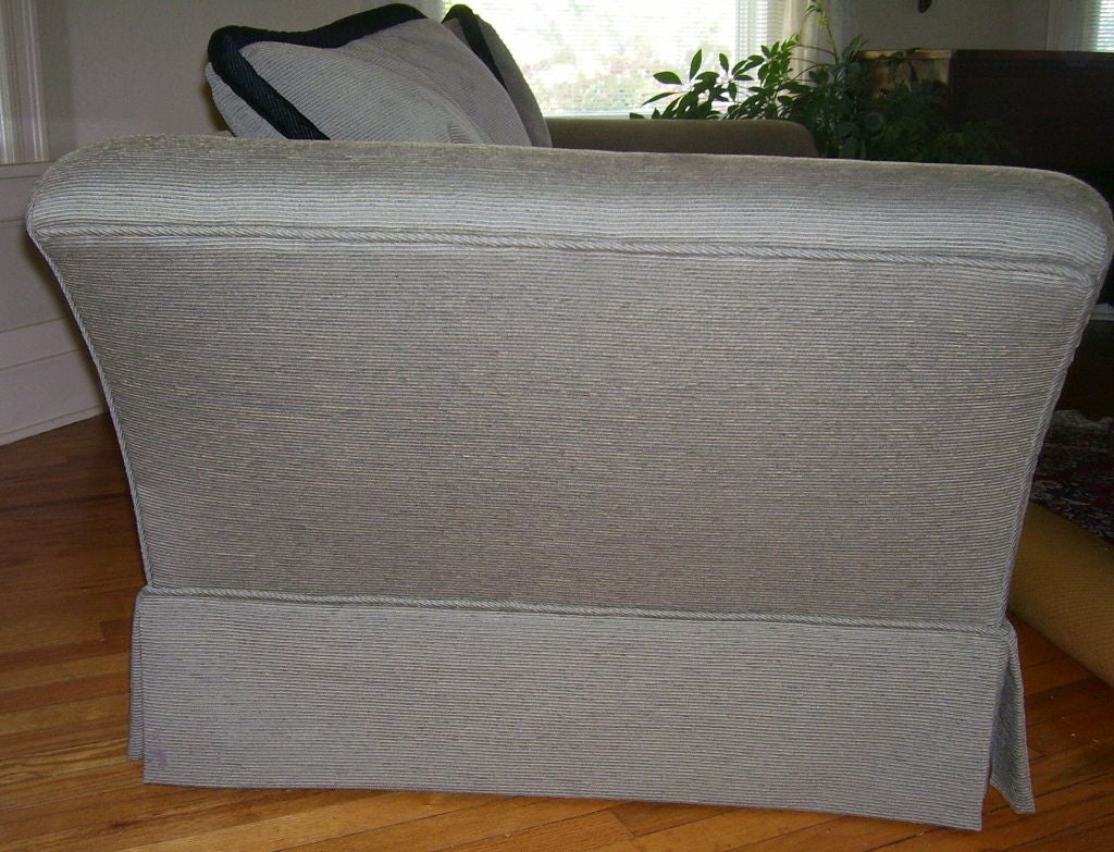 PAIR OF TOMLINSON 1970S "MARILYN MONROE" SOFAS