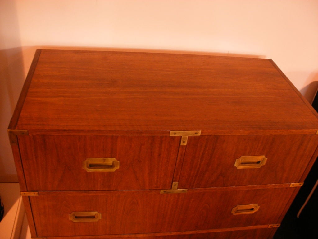 CAMPAIGN STYLE CHEST OF DRAWERS BY BAKER FURNITURE CO. 4