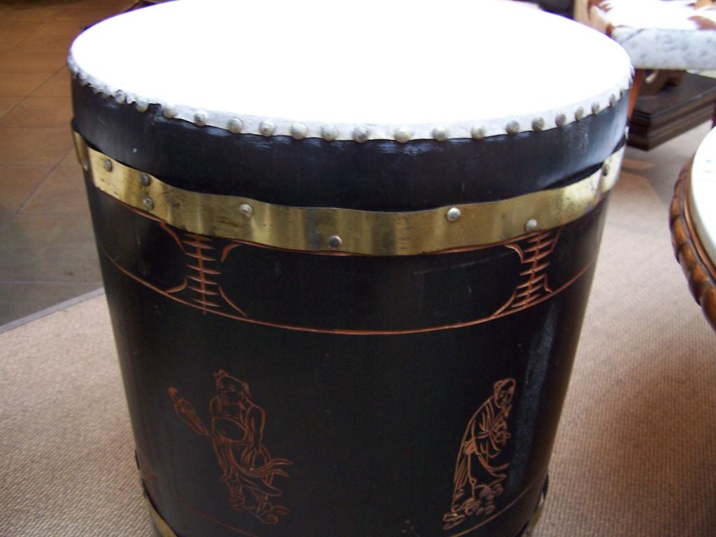 Black Laquer Oriental Drum Table 1